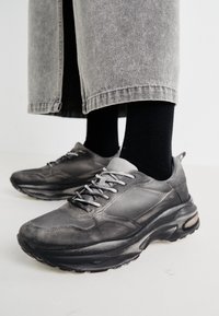 Não selecionado, grey