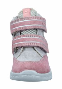 Rosa und hellgrauer Sportschuh mit zwei verstellbaren Klettverschlüssen, Mesh-Obermaterial und strukturiertem Gummisohlen. Mit reflektierenden silbernen Akzenten.