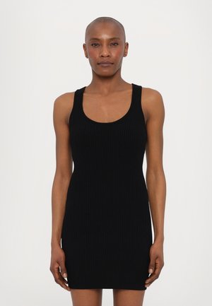SCOOP TANK DRESS - Strikket kjole - black