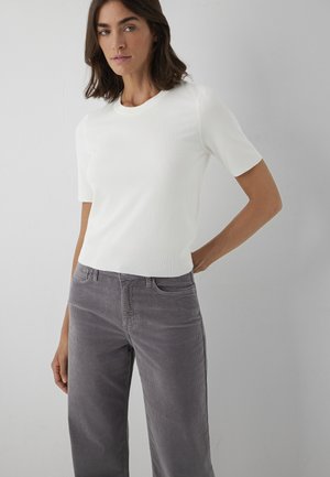 Mavi, MAVI BASIC SWEATERS SHORT SLEEVE TRICOT - Basic T-shirt - white alyssum