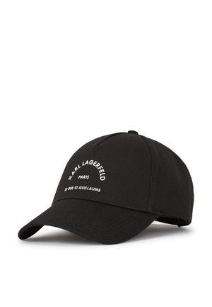 Sort baseballcap med buet skygge, hvid tekst "KARL LAGERFELD PARIS 21 RUE ST-GUILLAUME" på frontpanelet.