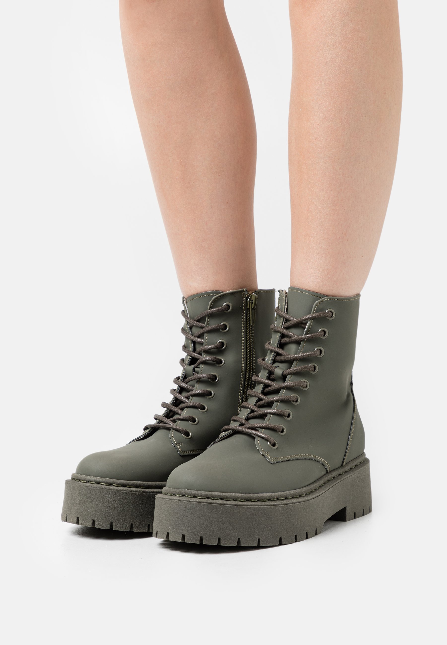 steve madden skylar