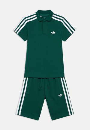 KIDS SET UNISEX - Shorts - collegiate green