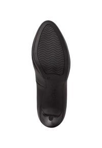 s.Oliver Lodičky s platformou - black nappa