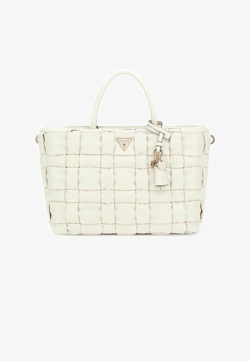 Borsa a tracolla in ecopelle bianca intrecciata con due manici superiori, un logo triangolare e un pendente con portachiavi staccabile. Forma rettangolare con superficie testurizzata.