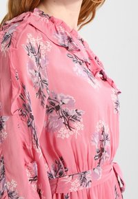 Topshop Maxiklänning - pink