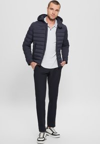 Guess SUPER-STRETCH - Giacca invernale - blau