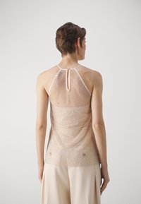 Patrizia Pepe Viršus - ivory skin