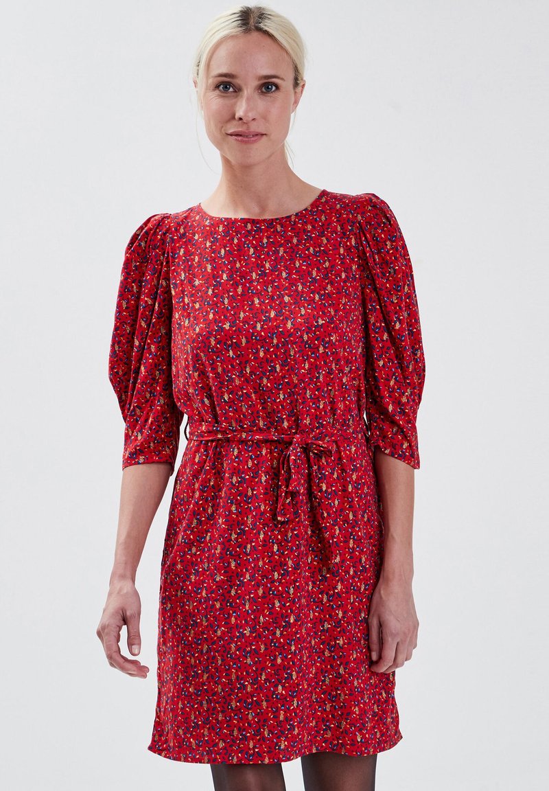 BONOBO Jeans BONOBO Freizeitkleid rouge/rot Zalando.de