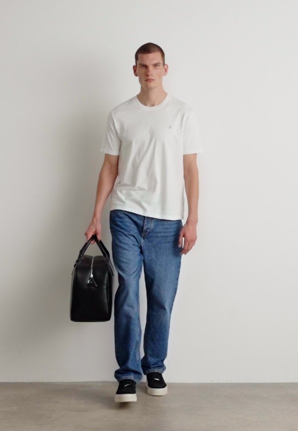 SHORT SLEEVE LOGO PRINT - Basic T-shirt4