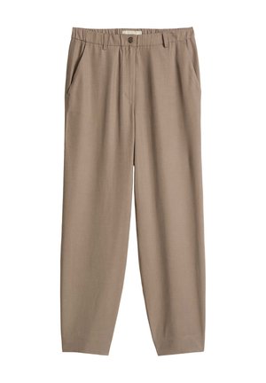 Lichtbruine casual broek met knoop- en ritssluiting, zijzakken en riemlussen, weergegeven op een witte achtergrond.
