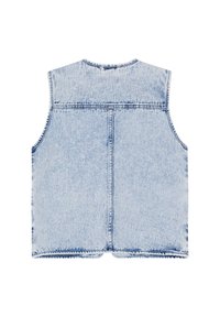 Džínová bezrukávová vesta ve světle modré barvě, s hrubým lemem, rovně střiženým zadním dílem a minimálním prošíváním podél okrajů.