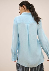 Next REGULAR FIT - Blus - light blue