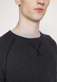 s.Oliver Strickpullover - black