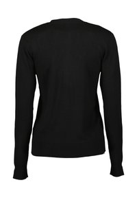 Czarny sweter z długimi rękawami, okrągłym dekoltem, wykonany z gładkiego materiału. Posiada ribbowe wykończenie u dołu i przy mankietach, bez wyraźnych wzorów czy akcentów.