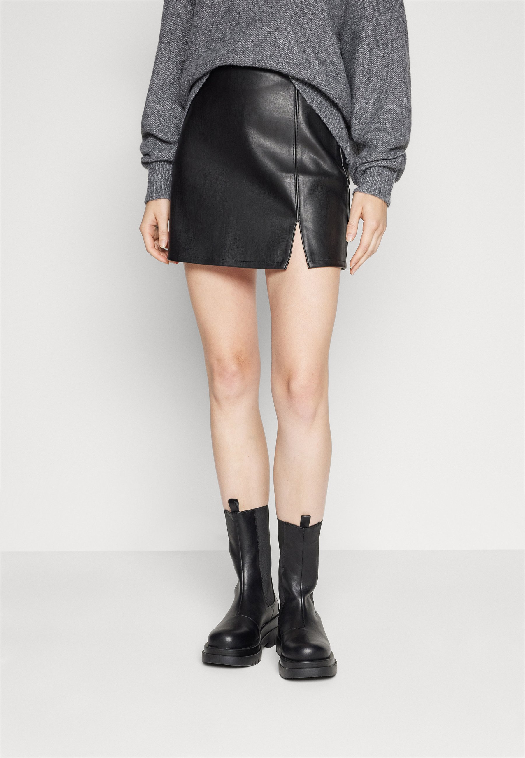 hollister leather skirt