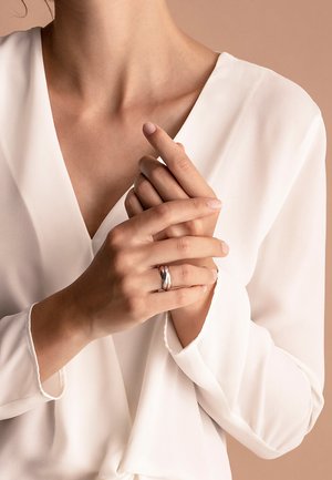 CHRIST Gold Ring - tricolor