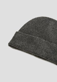 s.Oliver WEICHE MIT UMSCHLAG - Mütze - graphit