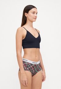 Pieces PCLOGO LADY 4 PACK - Boxerky - red/green/black