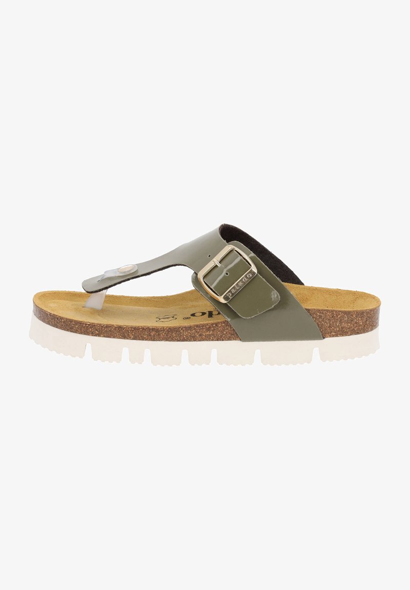 Grøn patentlæder flip-flop sandal med en kork fodseng, hvid gummisål og et justerbart sølv spænde på stroppen.