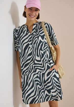 Cecil, KNIELANGES KLEID MIT ZEBRAPRINT - Robe de jour - palm breeze green