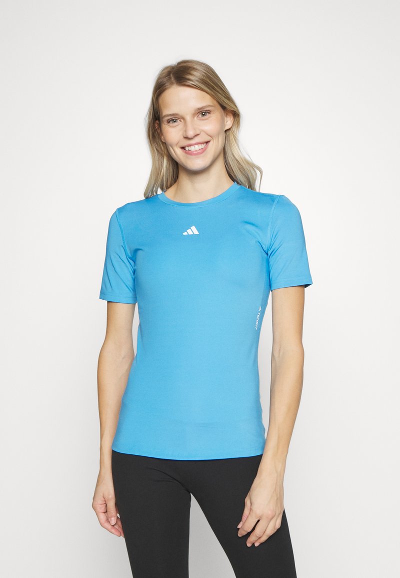adidas Performance TECHFIT Sport TShirt pulse blue/white/blau