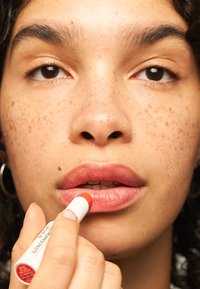 Unleashia RED PEPPER PASTE LIP BALM - Lip balm - 2