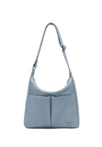 Borsa a spalla in pelle blu chiaro con forma arrotondata, due tasche frontali e una tracolla regolabile. Branding sottile sul lato.