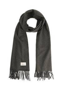 Donkergrijze wollen sjaal met franjes aan de uiteinden, zachte textuur en een klein label met de merknaam. Rechthoekige vorm, nonchalant gedrapeerd.