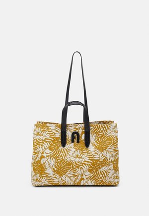 Shopping bags - yellow