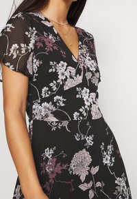 Vero Moda Vardagsklänning - black