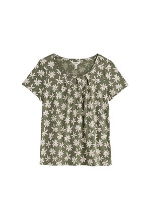 Chemise verte à manches courtes avec un motif floral blanc et rose, col rond et détail subtil de pli à l'avant.