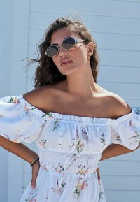 Next PUFF SLEEVE MIDI  - REGULAR FIT - Robe de jour - white ground