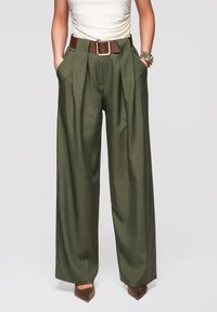 Non selezionato, green