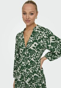 ONLY MILANA - Abito a camicia - eden