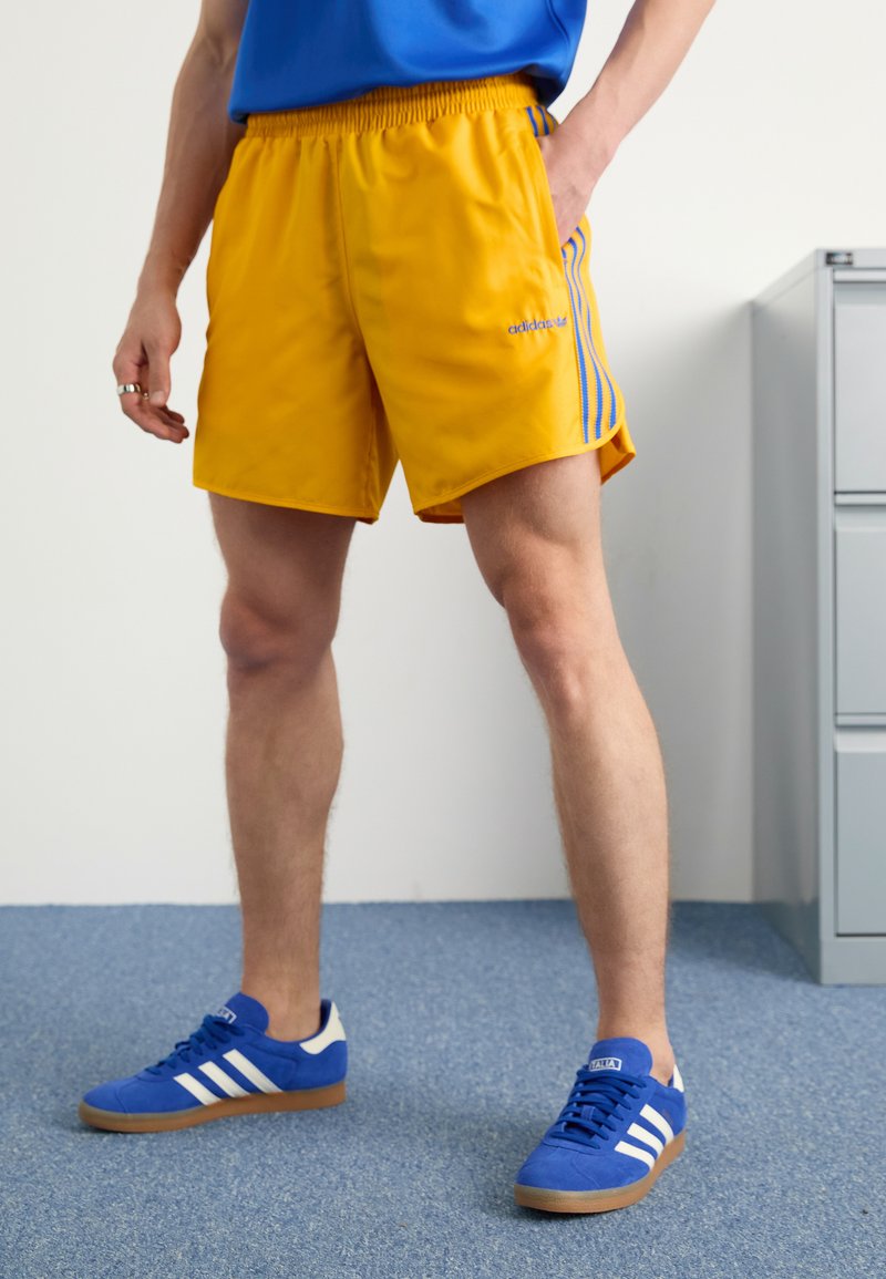 adidas Originals FOOTBALL - Treniņtērpa apakšdaļas - crew yellow