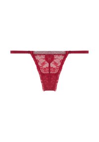 Rød blonde g-streng med et blomstermønster, der har flæser i kanterne og en tynd taljeelastik. Udsmykket med et dekorativt bånd øverst.