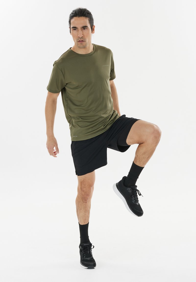 Endurance 2-IN-1 - Urheilushortsit - black
