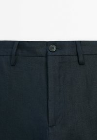 Thumbnail Image 8