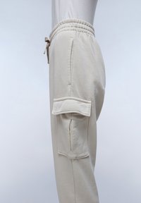 Napapijri Cargobyxor - beige silvr n