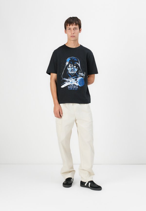 STAR WARS - Print T-shirt - moonless night2