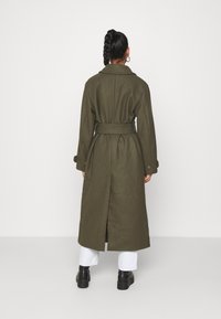 Weekday Klassinen takki - khaki