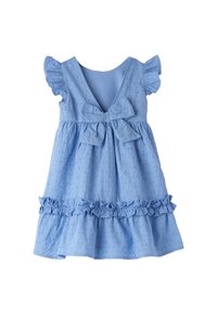 Helles blaues Baumwollkleid mit V-Ausschnitt, Rüscheärmel, großer Schleife in der Taille und Rüschensaum. Durchgehendes Lochmuster im Stoff.