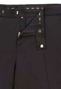 Thumbnail Image 6