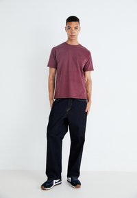 Levi's® VINTAGE - Tricou basic - red mahogany