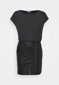 Patrizia Pepe Denní šaty - black