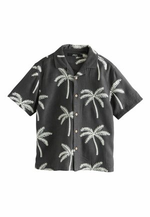 Rövid ujjú, sötétszürke, gombos ing fehér pálmafás mintával és széles gallérral, fehér háttéren elrendezve.