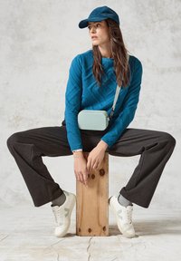 Cecil Langarmshirt - blau