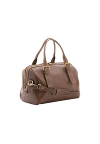 Borsa in pelle marrone con hardware oro, doppi manici superiori e una tracolla rimovibile. Caratterizzata da una chiusura con zip e dettagli di cucitura a contrasto.