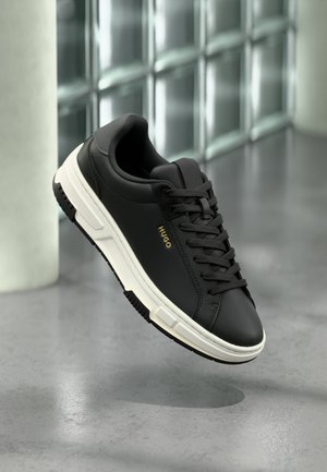 YARROW - Baskets basses - black